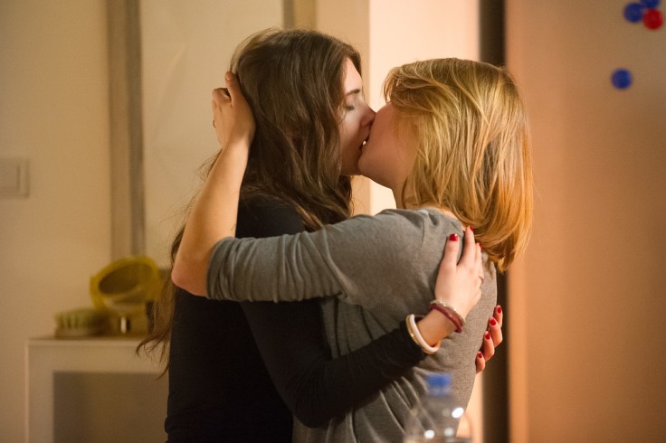 Lesbian Tv Kiss 31